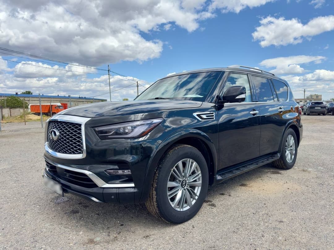 Infiniti QX80 - 1