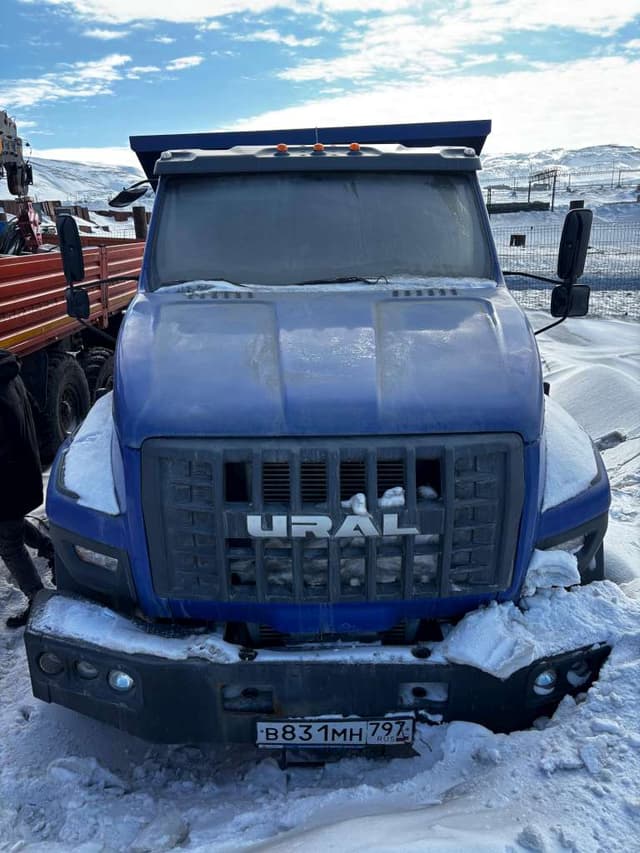 Ural 55571-5121-74Е5 6x6 Самосвал - 1