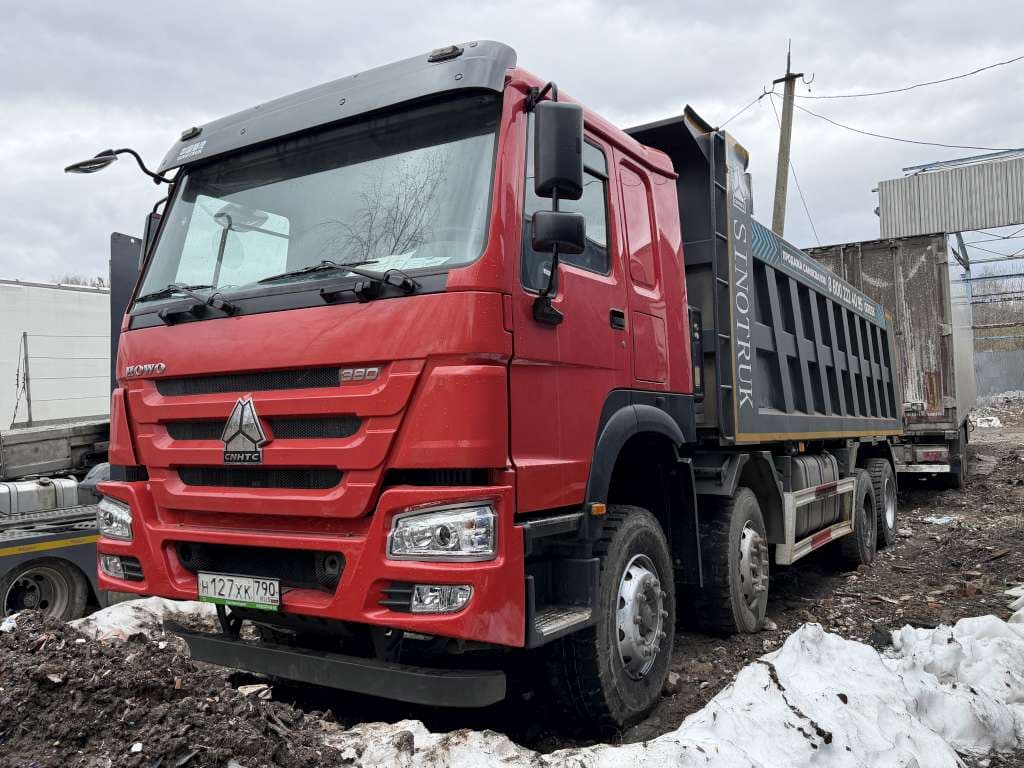 Howo ZZ* 8x4 Самосвал - 1