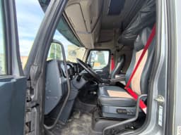 Chenglong LZ4181* 4x2 Седельный тягач - 7