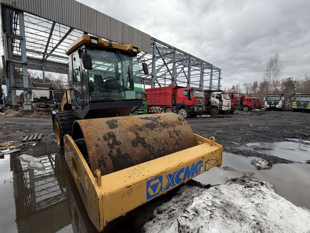 Xcmg XS* Каток - 2