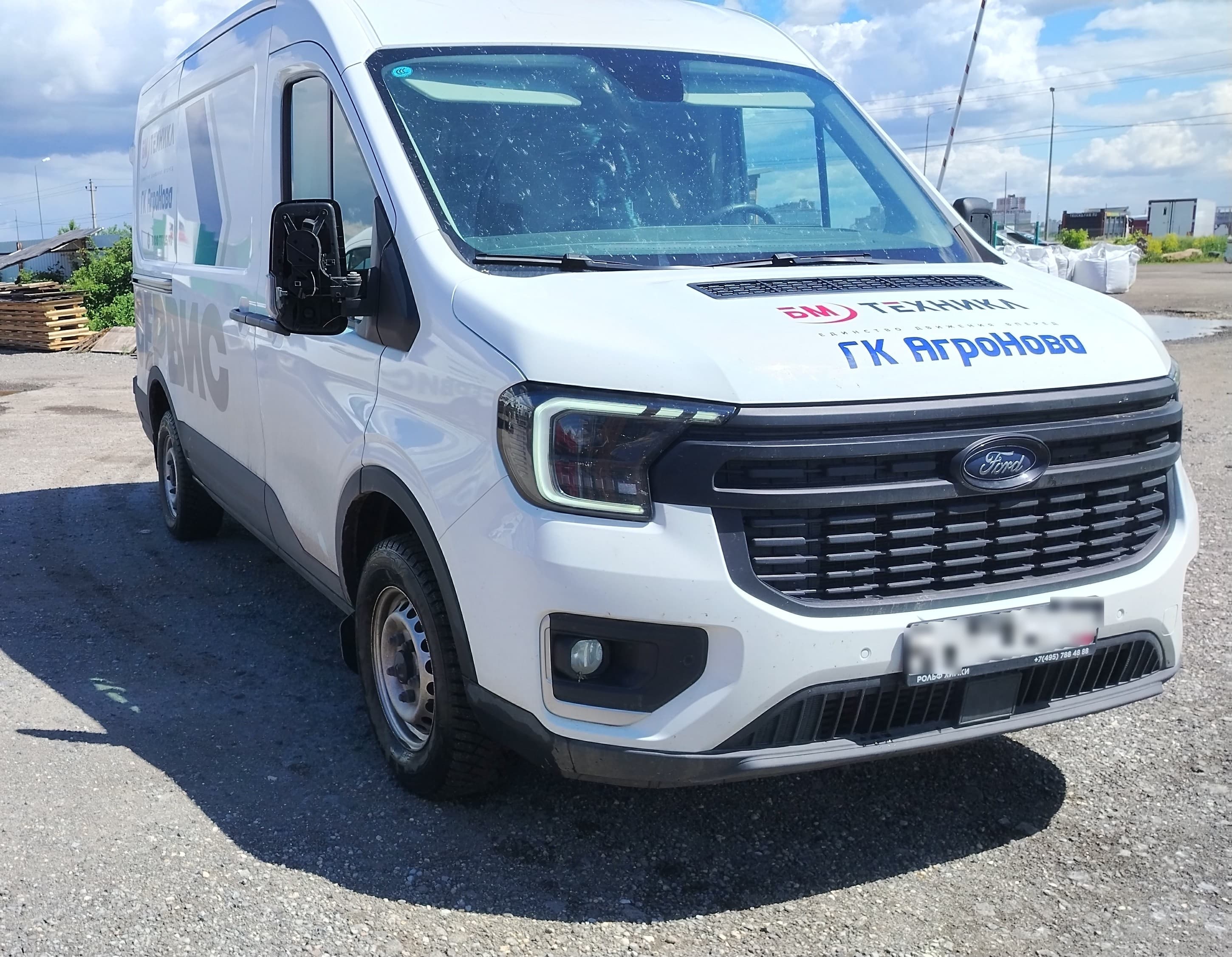 Ford Transit Цельнометаллический - 2