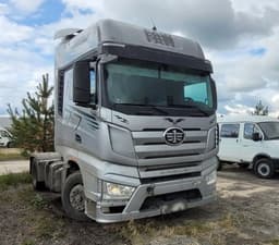 FAW J7 4x2 Седельный тягач - 2