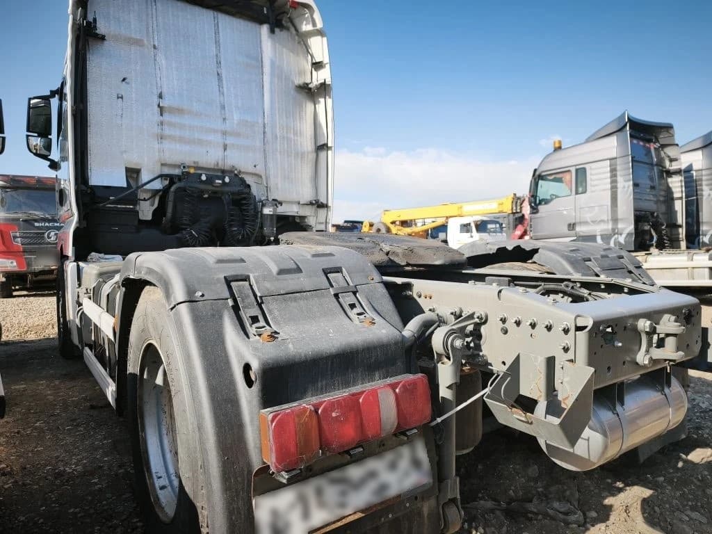 Sitrak C7H 4x2 Седельный тягач - 4