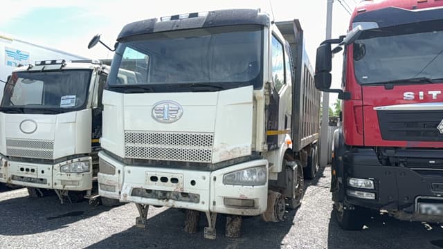 FAW CA 3310 8x4 Самосвал - 1