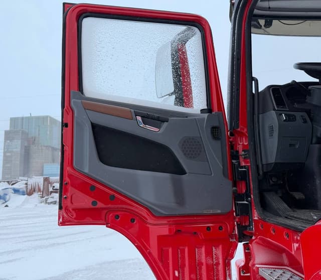 Тктд 5347* на шасси Shacman SX4258 6x6 Седельный тягач с КМУ - 7