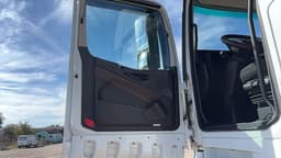 Камаз 54901 4x2 Седельный тягач - 8