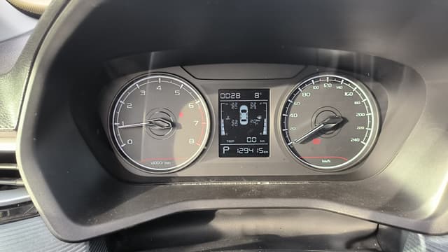Geely Emgrand 7 - 6