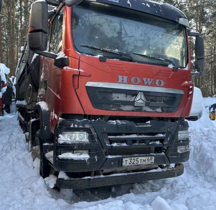 Howo ZZ* 8x4 Самосвал - 2