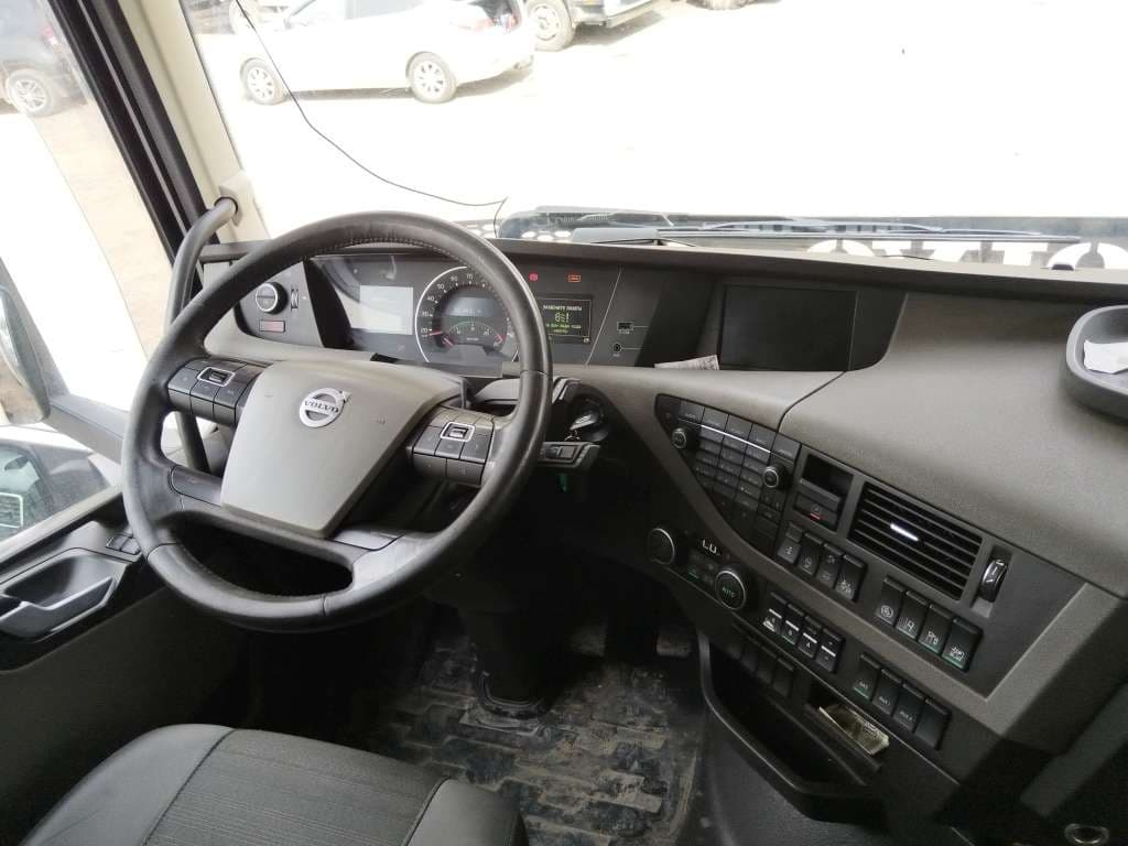 Volvo FH 6x2 Контейнеровоз - 5
