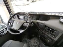Volvo FH 6x2 Контейнеровоз - 5