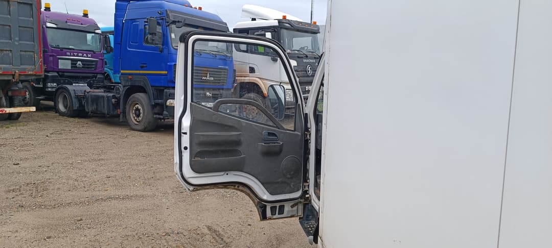 Foton AUMAN 4X2 Промтоварный - 8