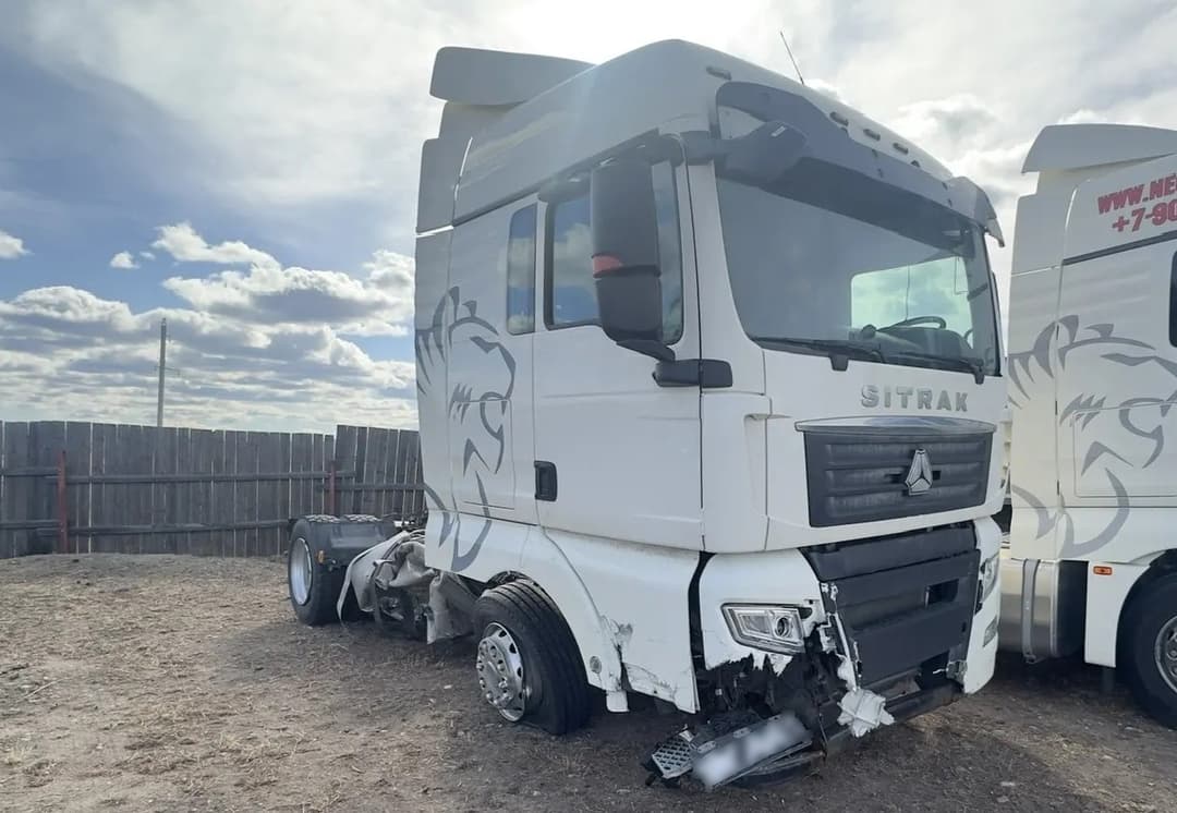 Sitrak C7H 4x2 Седельный тягач - 2