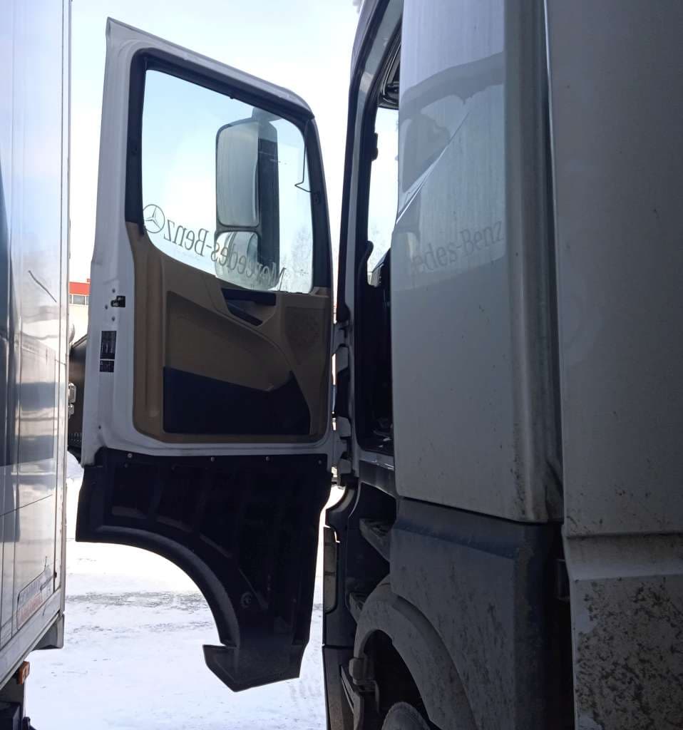 Mercedes-Benz Actros 4x2 Седельный тягач - 5