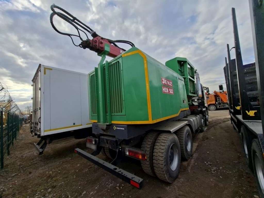 Jenz ER31* на шасси FAW CA 3310 8x4 Измельчитель - 4