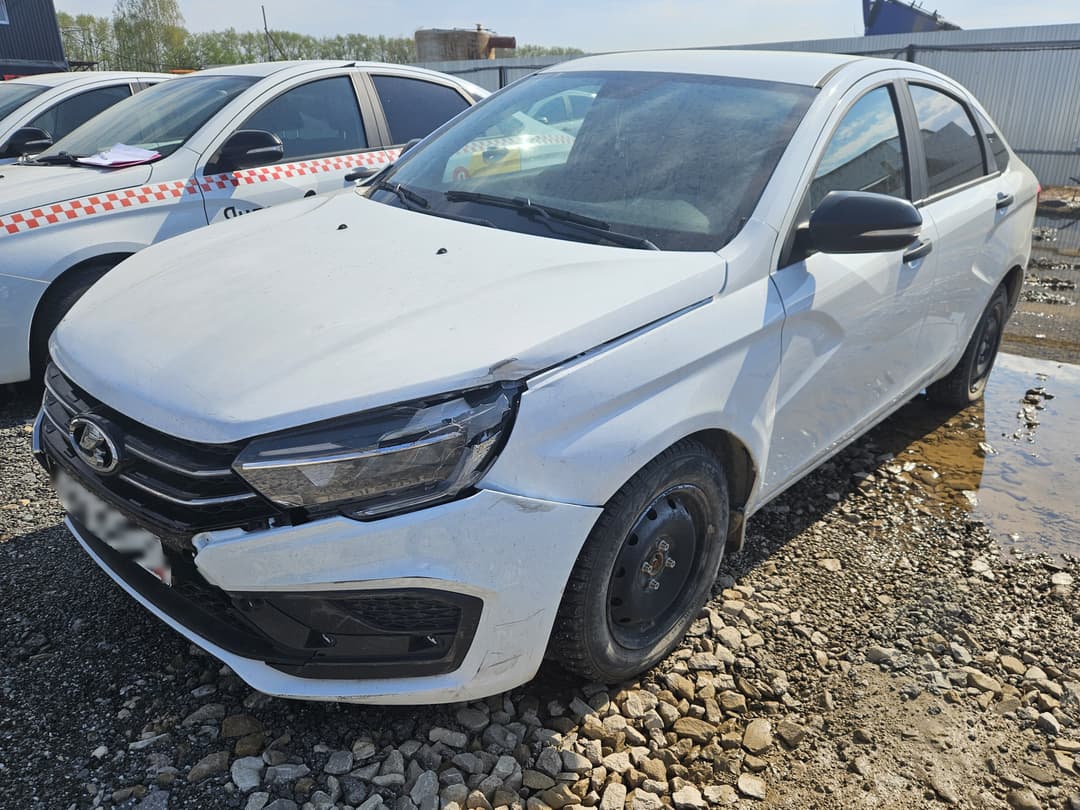 Lada Vesta седан - 1