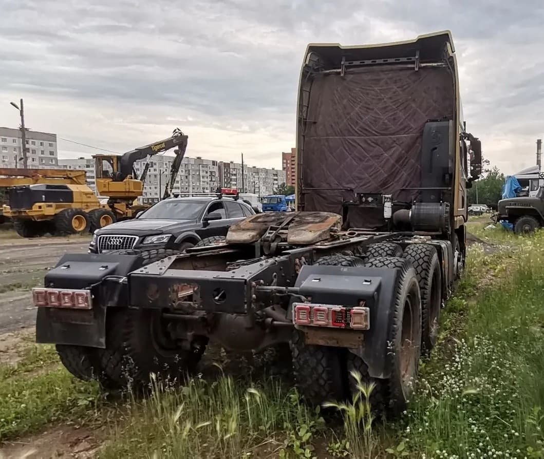 Shacman (Shaanxi) SX* 6x4 Седельный тягач - 3
