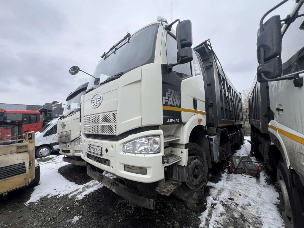 FAW J6 8x4 Самосвал - 1