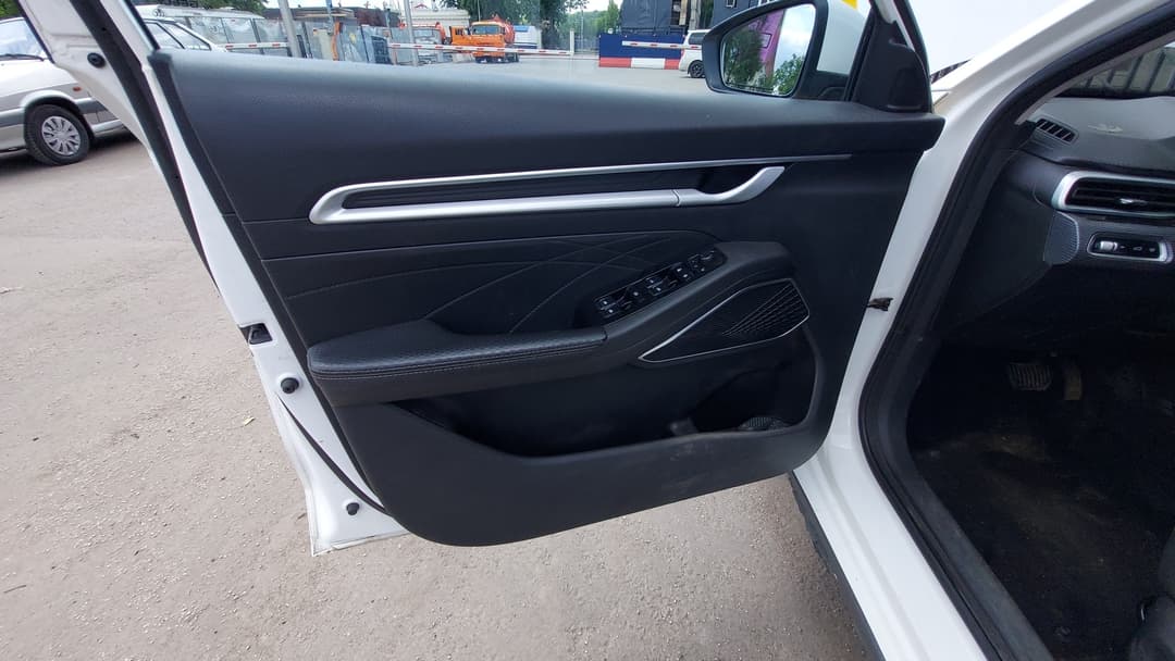 Geely EMGRAND - 7