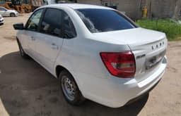 Lada Granta седан - 4