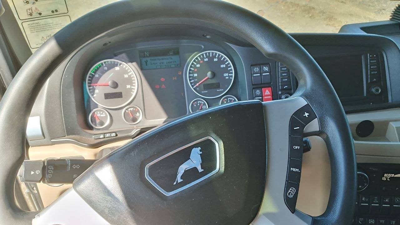 MAN TGX 6x2-2 Седельный тягач - 5