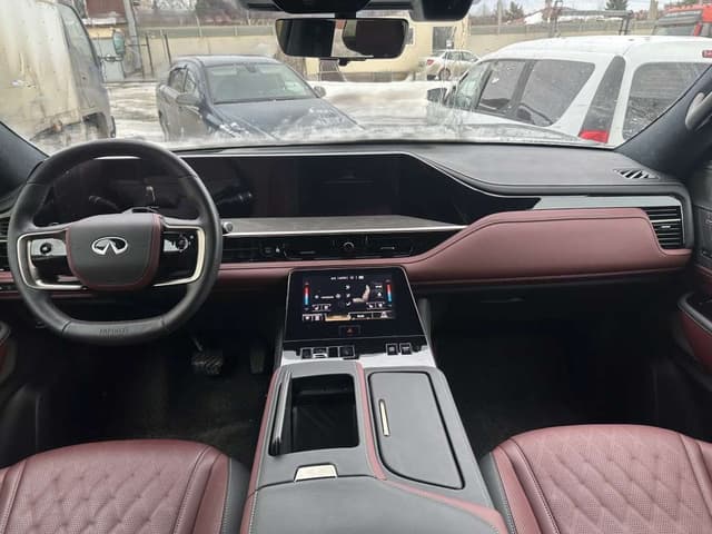 Infiniti QX80 - 5