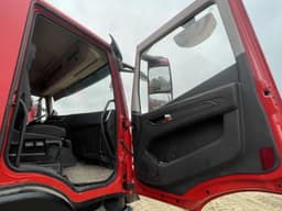Hongyan CQ* 8x4 Самосвал - 8