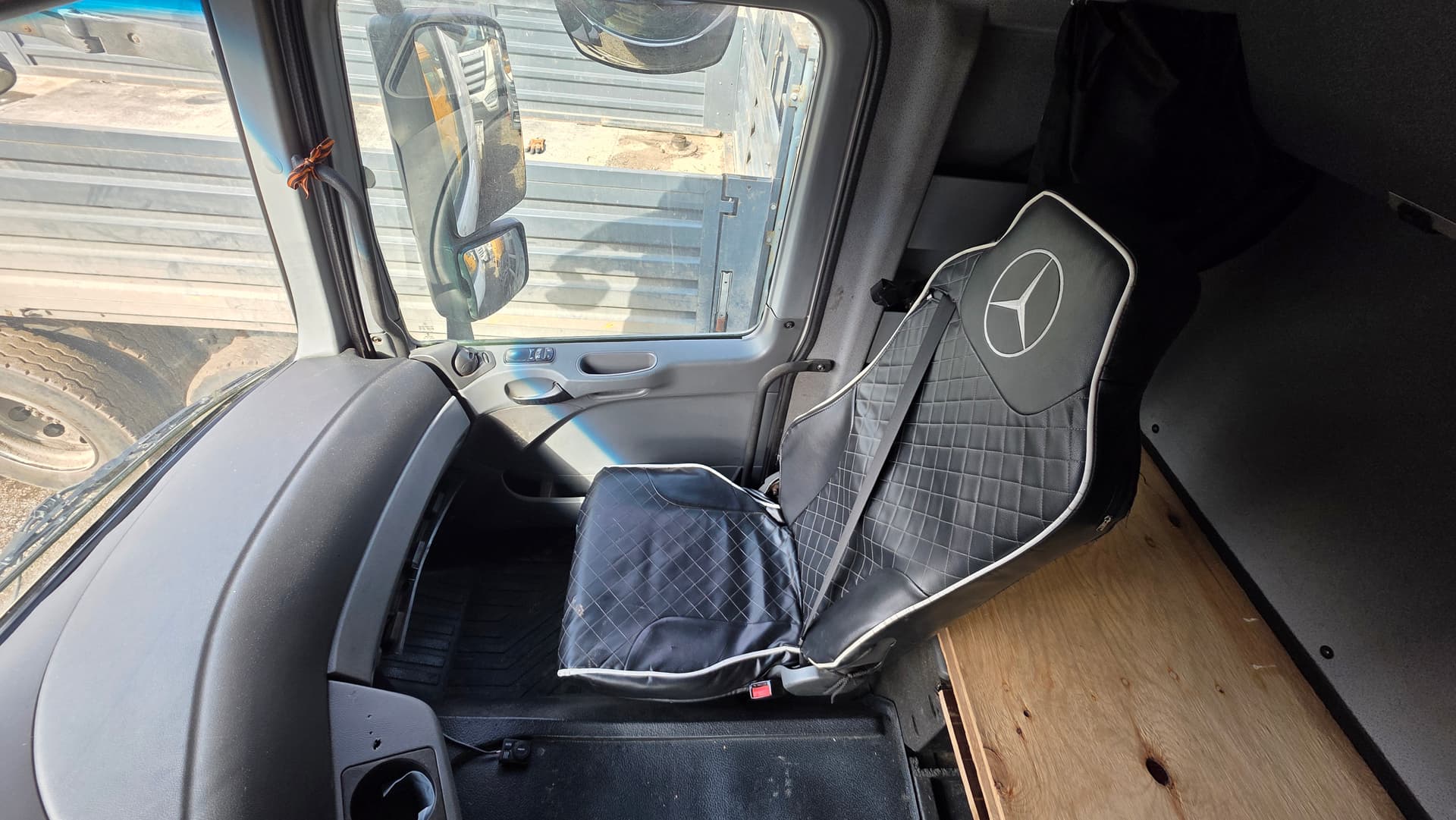 Mercedes-Benz Actros 4x2 Седельный тягач - 8