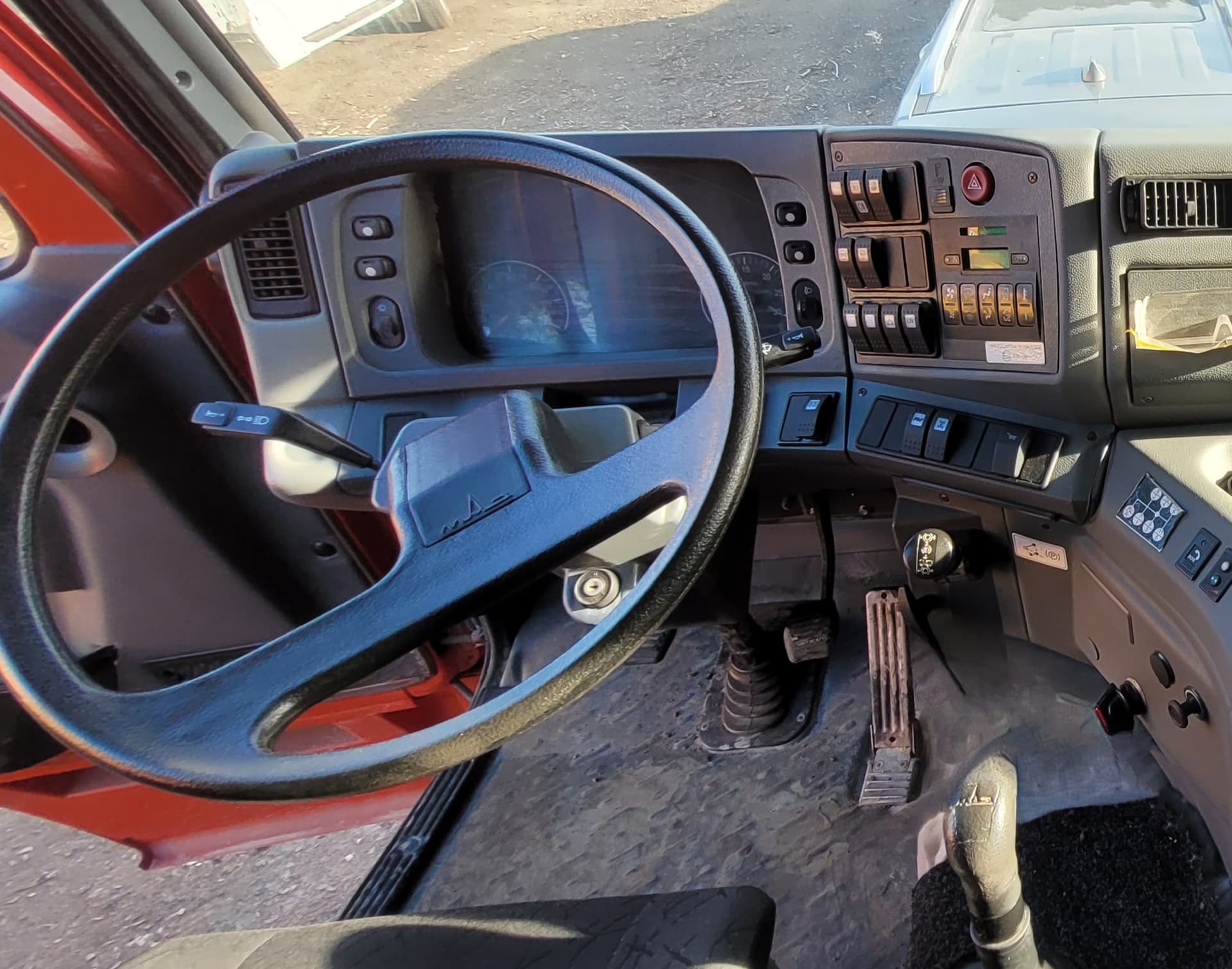МАЗ 6501* 6x4 Самосвал - 5