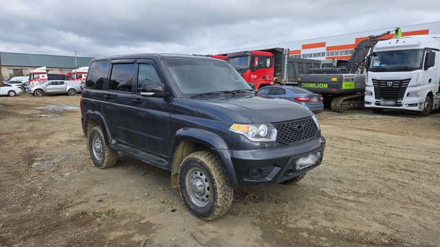 UAZ PATRIOT - 2