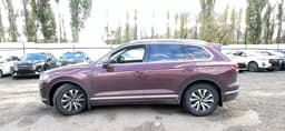 Volkswagen Touareg - 2