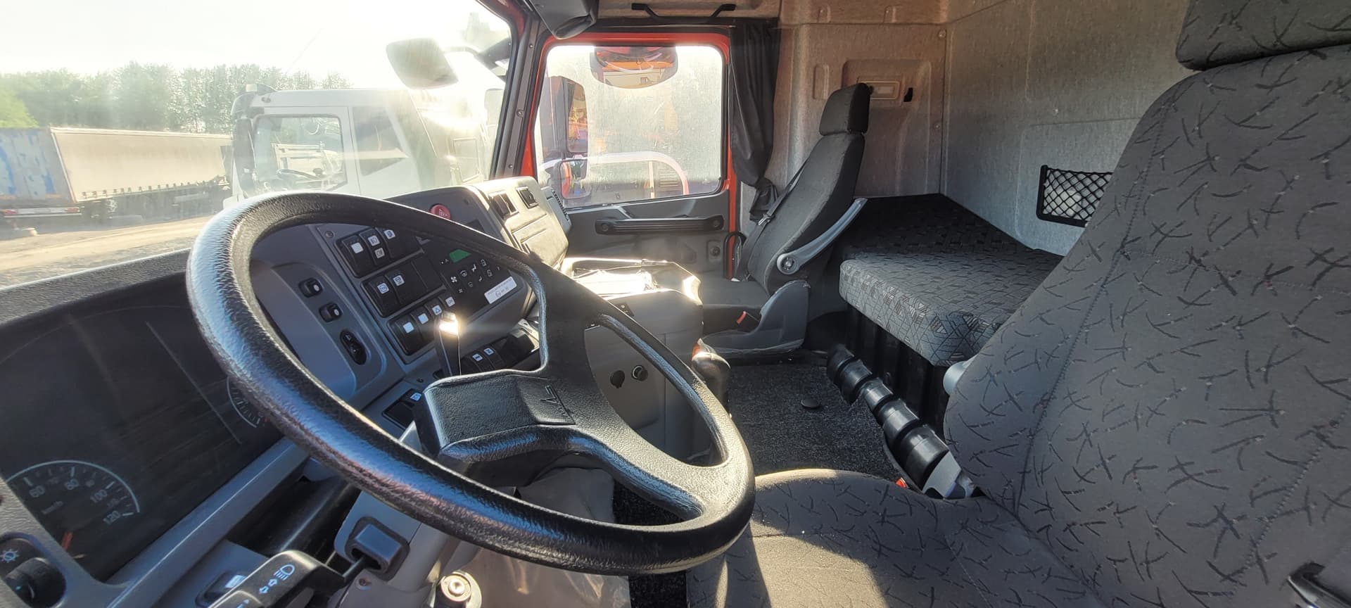 МАЗ 6501* 6x4 Самосвал - 6