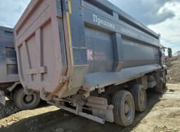 Howo ZZ* 8x4 Самосвал - 3