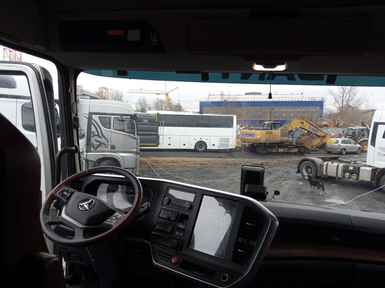 Sany D* 4x2 Седельный тягач - 5