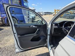 Volkswagen Tiguan - 8