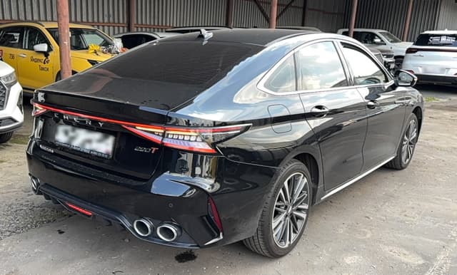 Chery ARRIZO 8 - 3