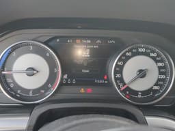 Volkswagen Touareg - 7