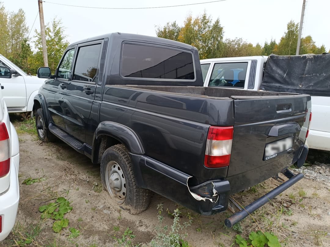UAZ Pickup - 4