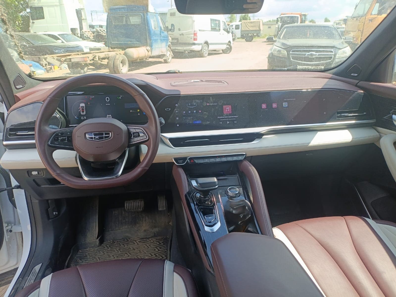 Geely Monjaro - 5