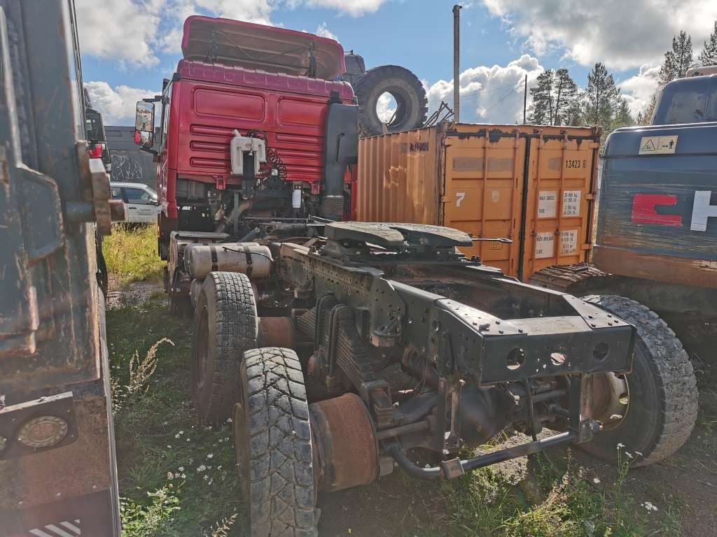 Shacman (Shaanxi) SX* 6x6 Седельный тягач - 4