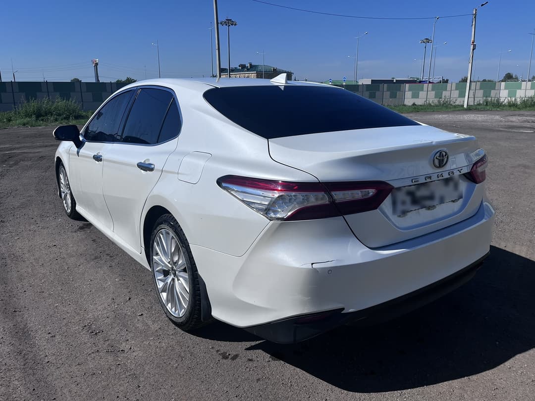 Toyota CAMRY - 4