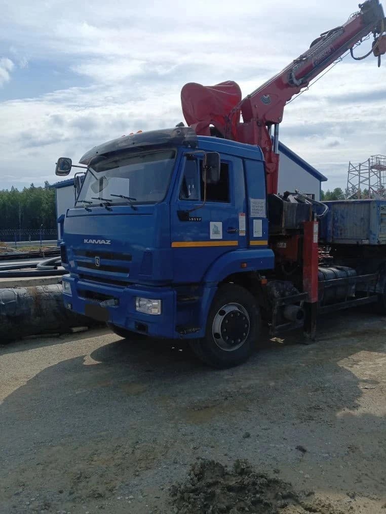Завод Асавто 3387* на шасси КамАЗ 65117 6x4 Седельный тягач с КМУ - 1