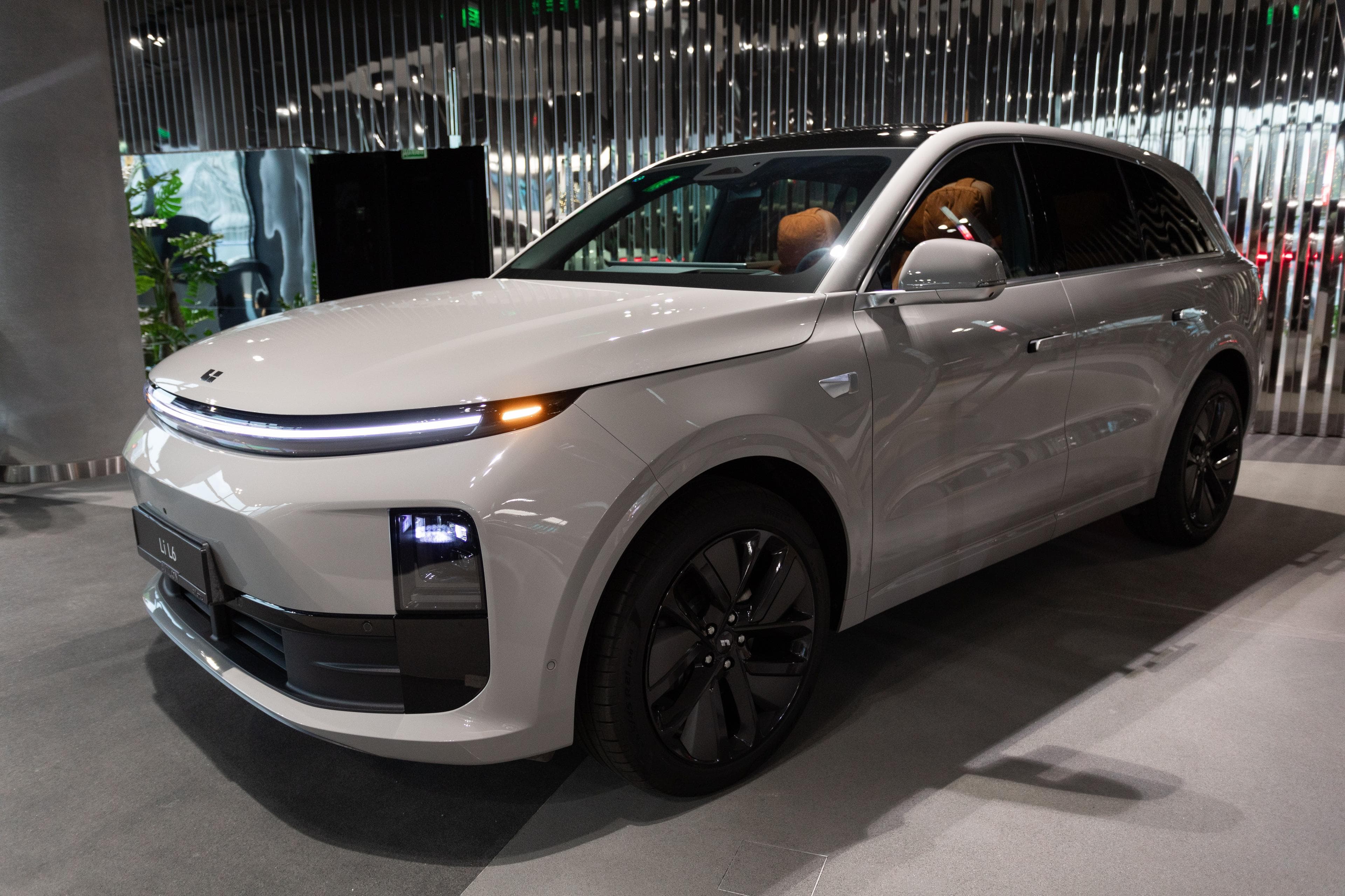 Lixiang L6 - 2
