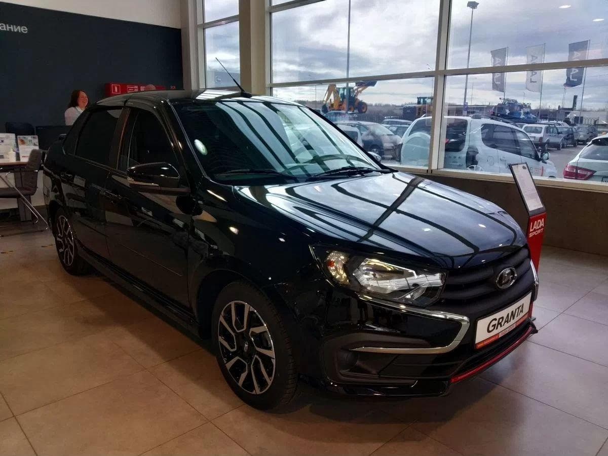 Lada Granta Sport седан - 3