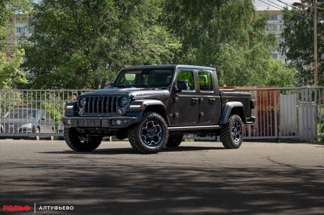Jeep Wrangler Gladiator - 2