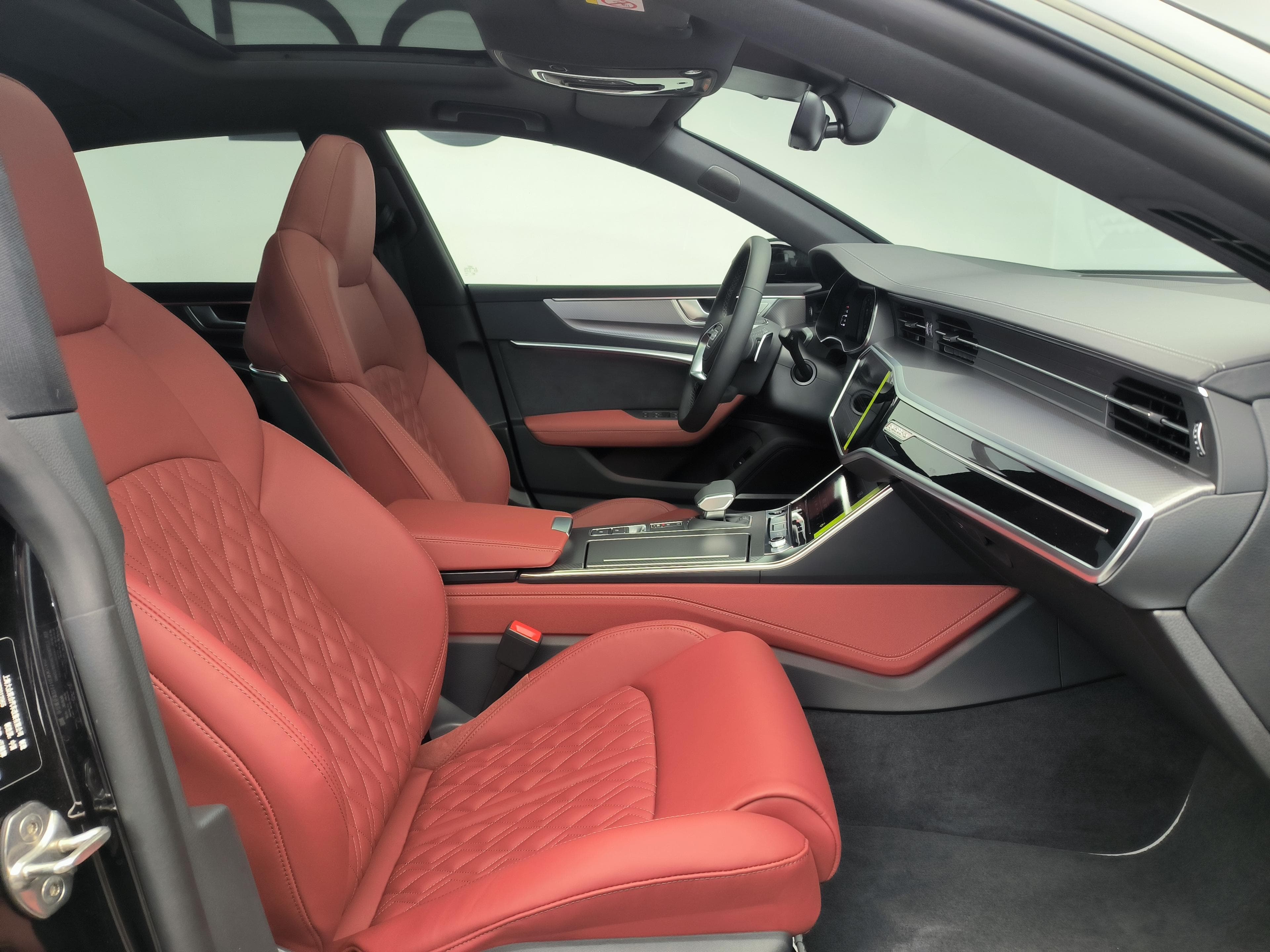 Audi A7 L - 3