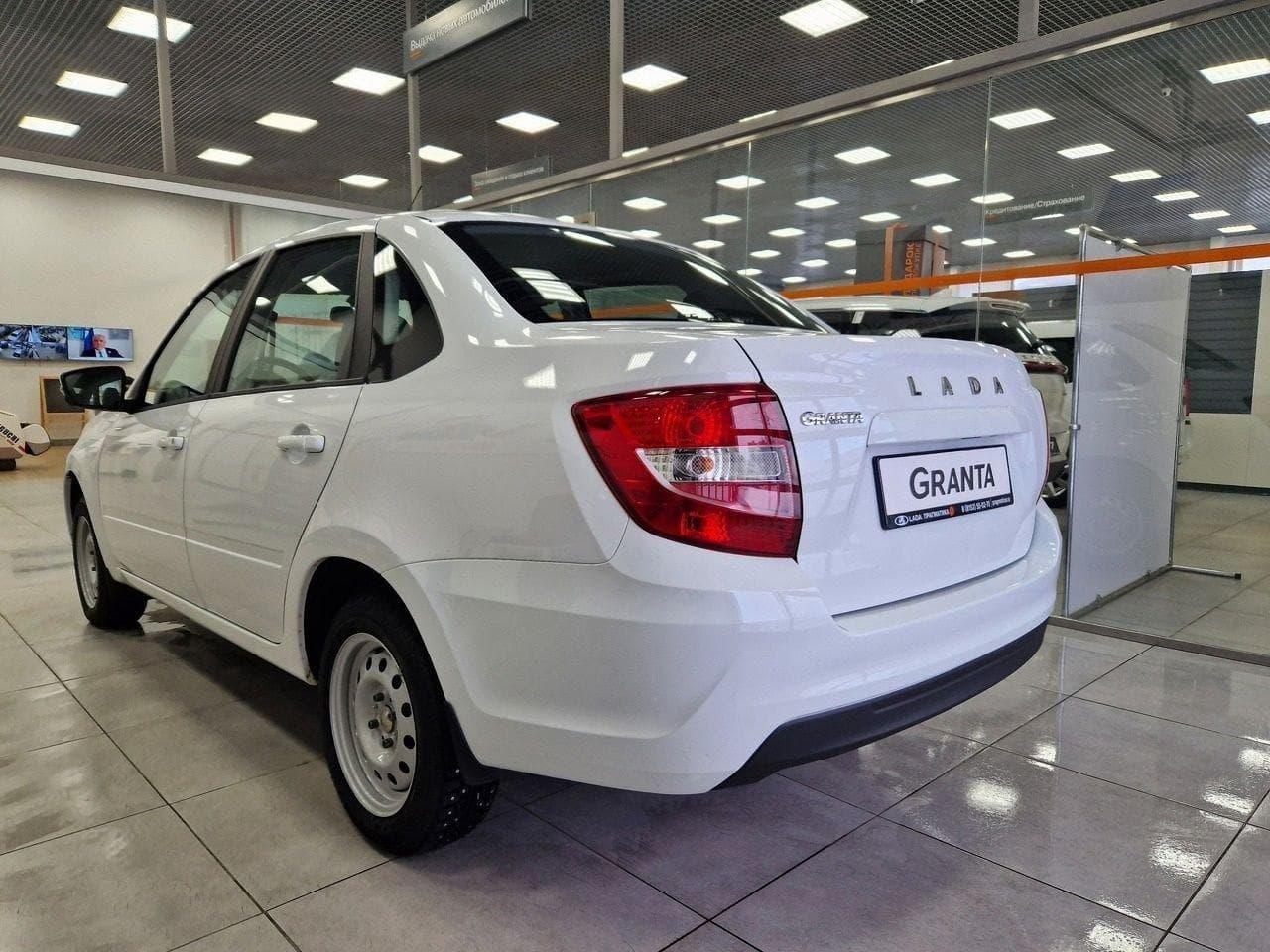 Lada Granta седан - 3