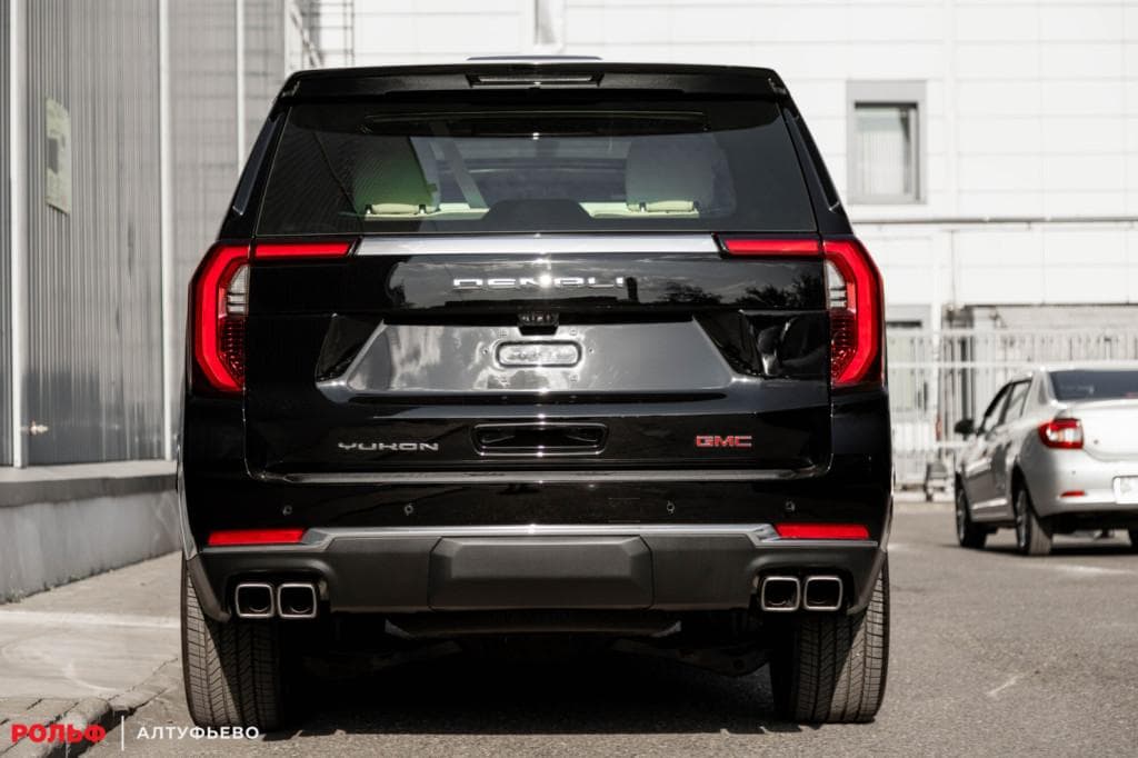 GMC Yukon - 5