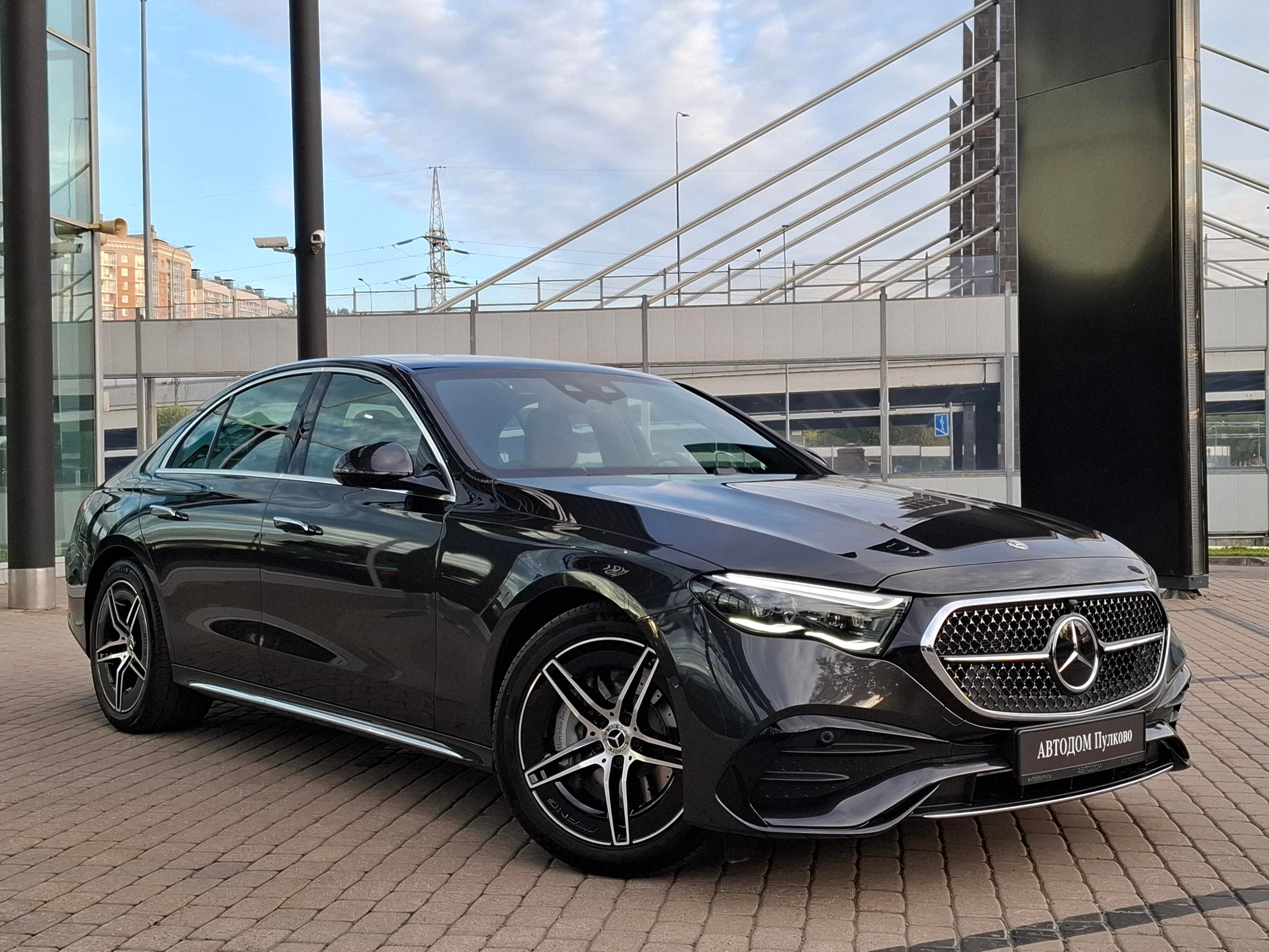 Mercedes-Benz E седан - 3