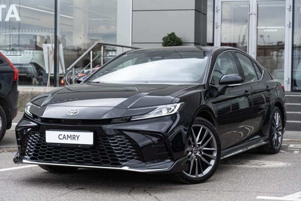 Toyota Camry - 2